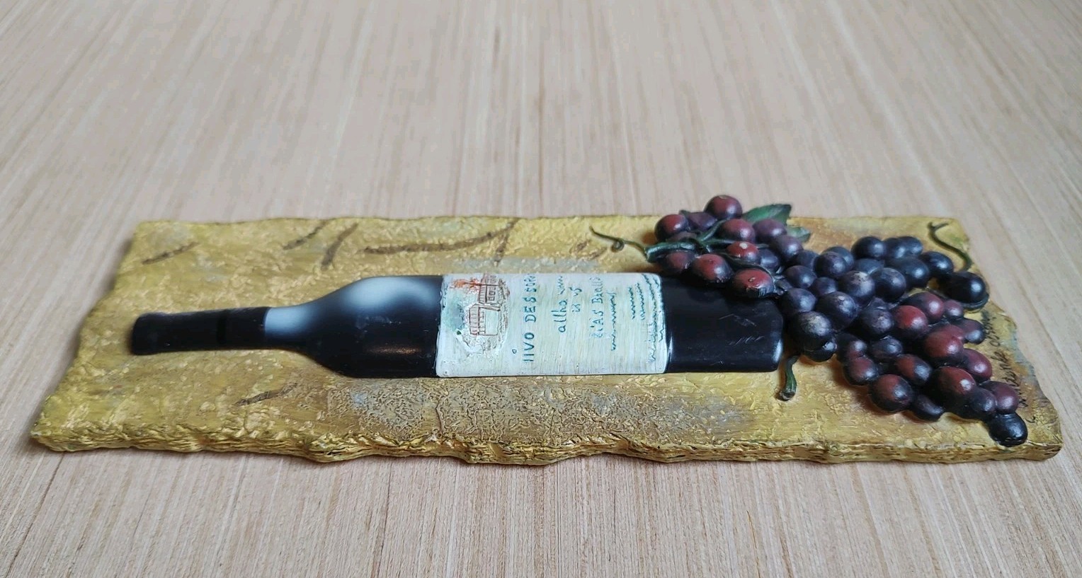 C Winterle Olson Wall Art Plaque 3D Vintage and Vine Decor Dining Bottle Tile