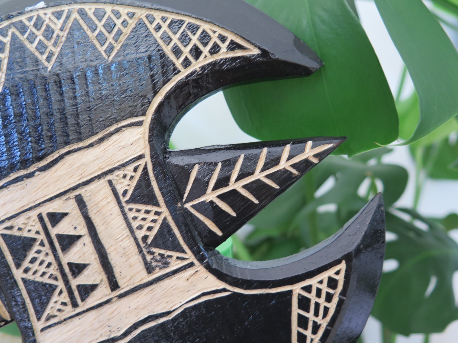 Hawaii Hand Made Solid Wood Samoan 20″ Double War Axe Engraved Weapon Hanging