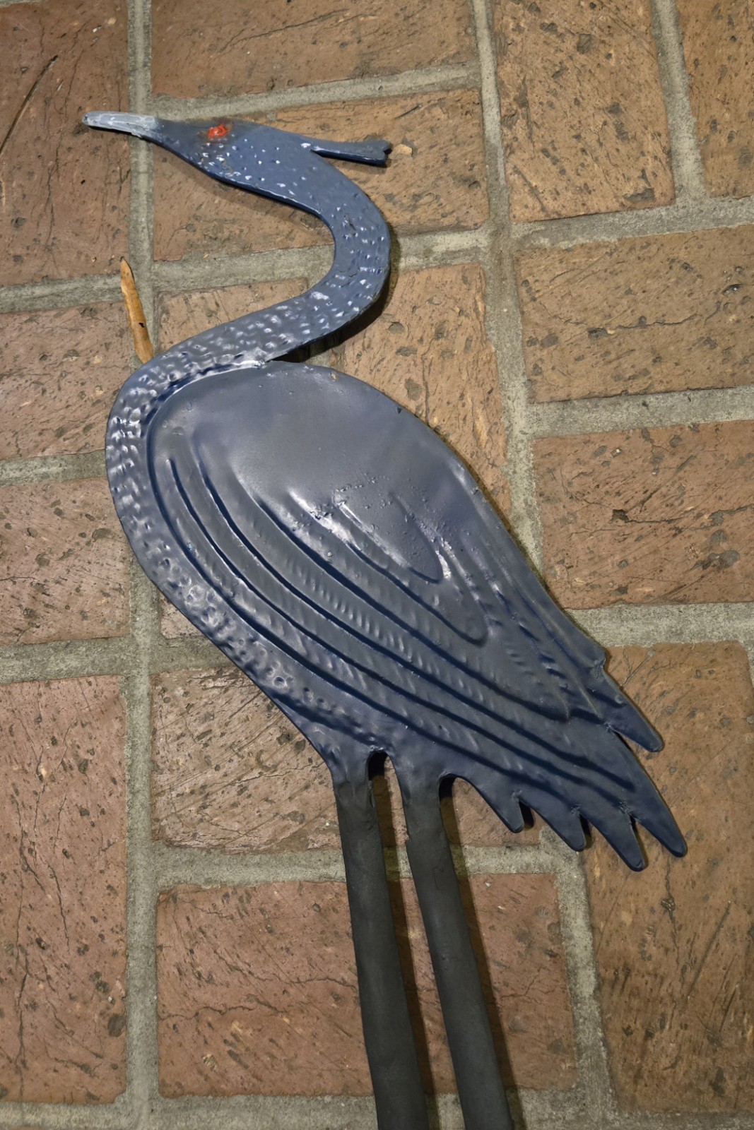 Vintage Welcome Metal Bird Wall Hanging Sign Black Red