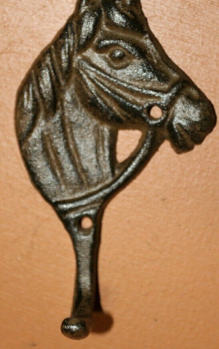 Texas Cowboy Ranch Wall Hooks / Western Welcome – 5 items
