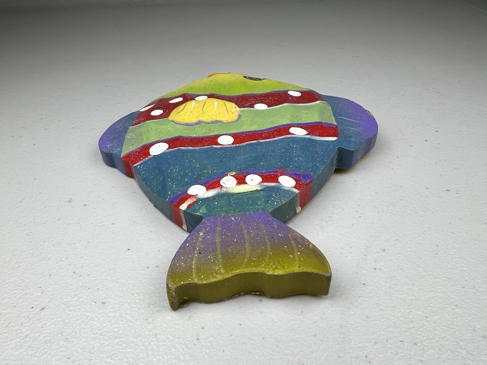 4 Beachcombers Glitter Fish Wall Plaques Nautical Wood Look Resin Coastal Decor