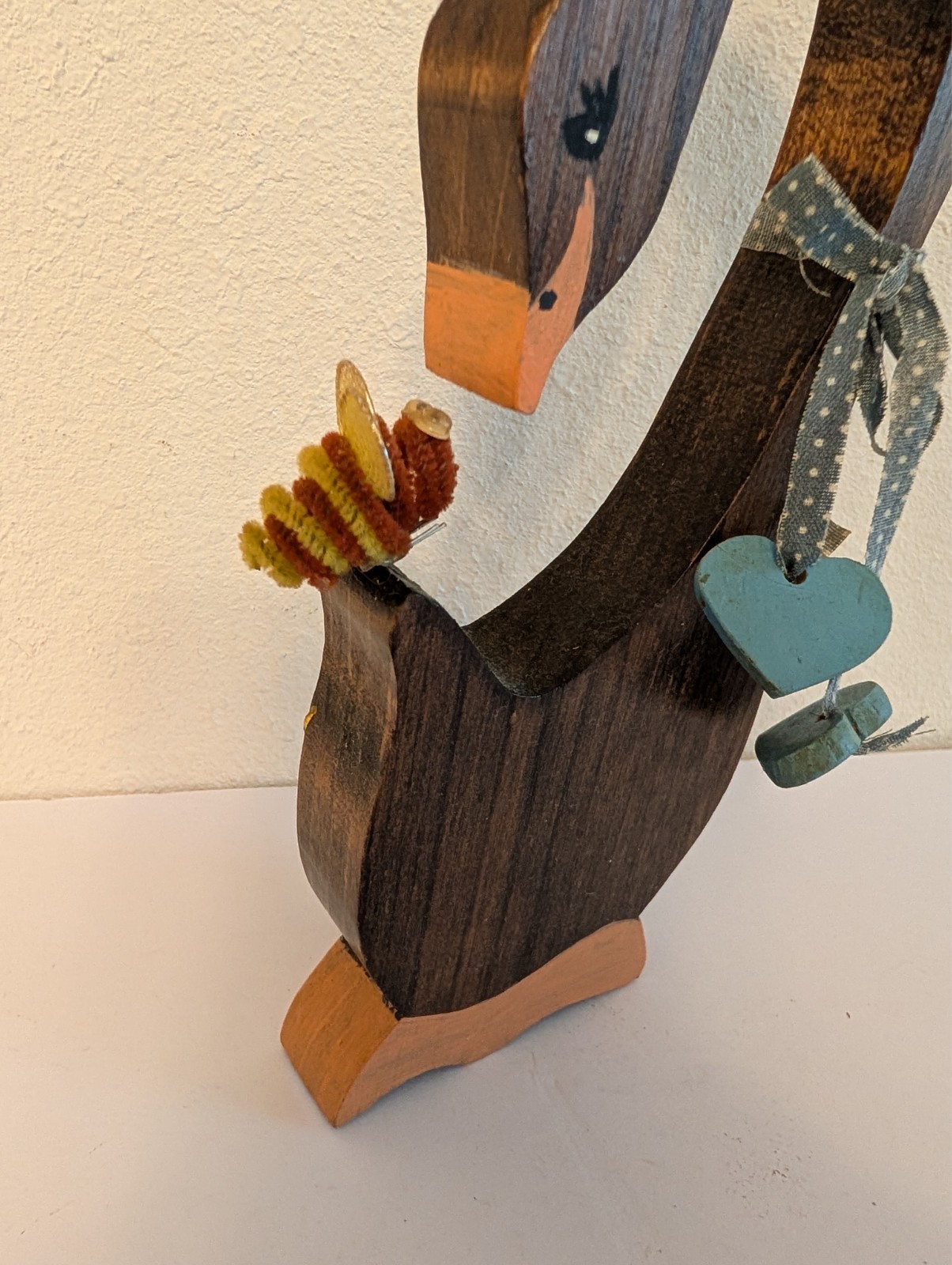 Vtg CUTE 8″ Tall Wooden Goose Handcrafted Decor Country Free Standing