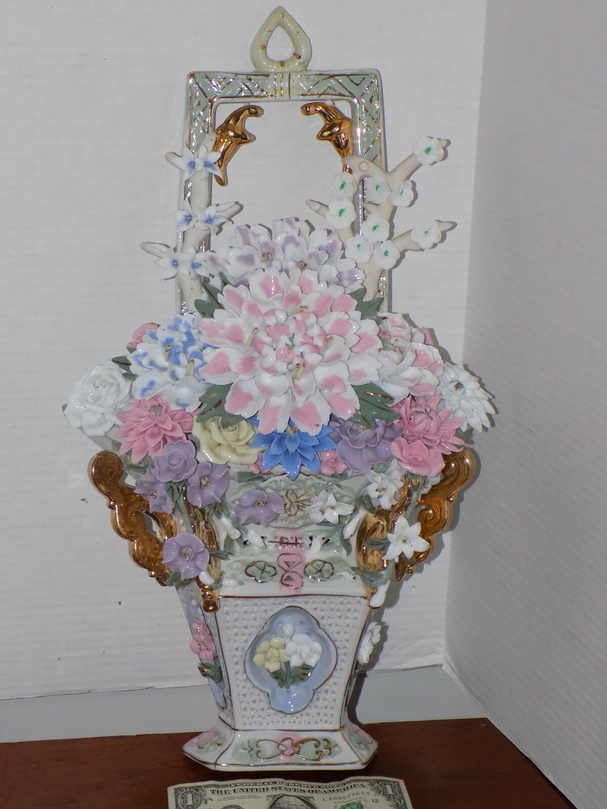 Very Rare Vintage Rose Floral Bouquet 3D Bone China Wall Hanging Plaque NEW