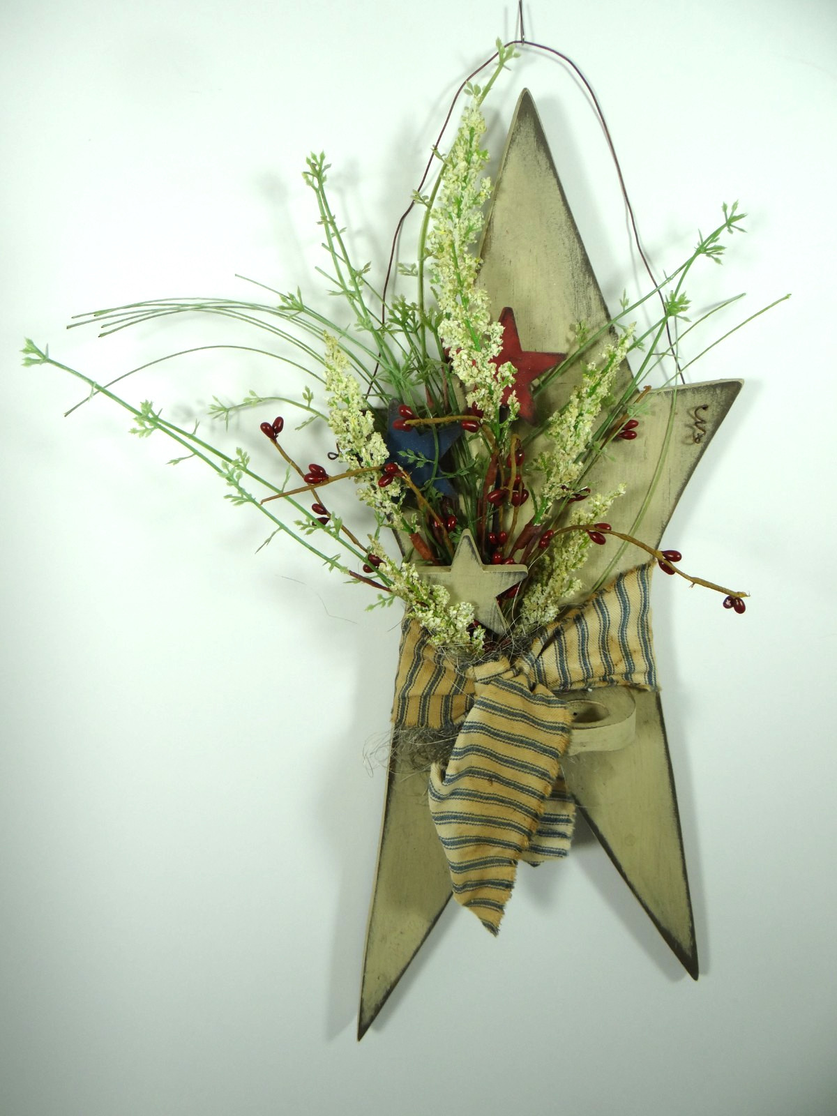 Patriotic Primitive Wooden Barn Star Wall Hanging Red White Blue Stars July 4