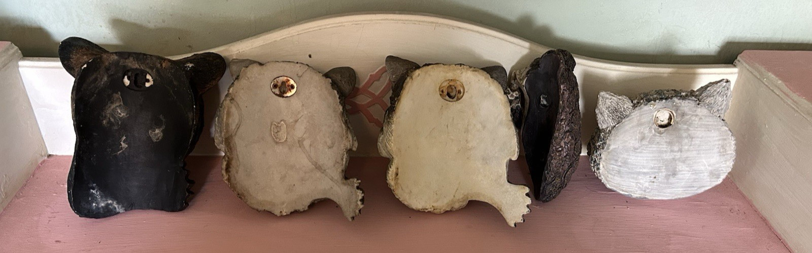 VTG Wall Garden Sculpture Lot of 5 Forest Faces Bear Raccoon Wolf Frog Cat Resin