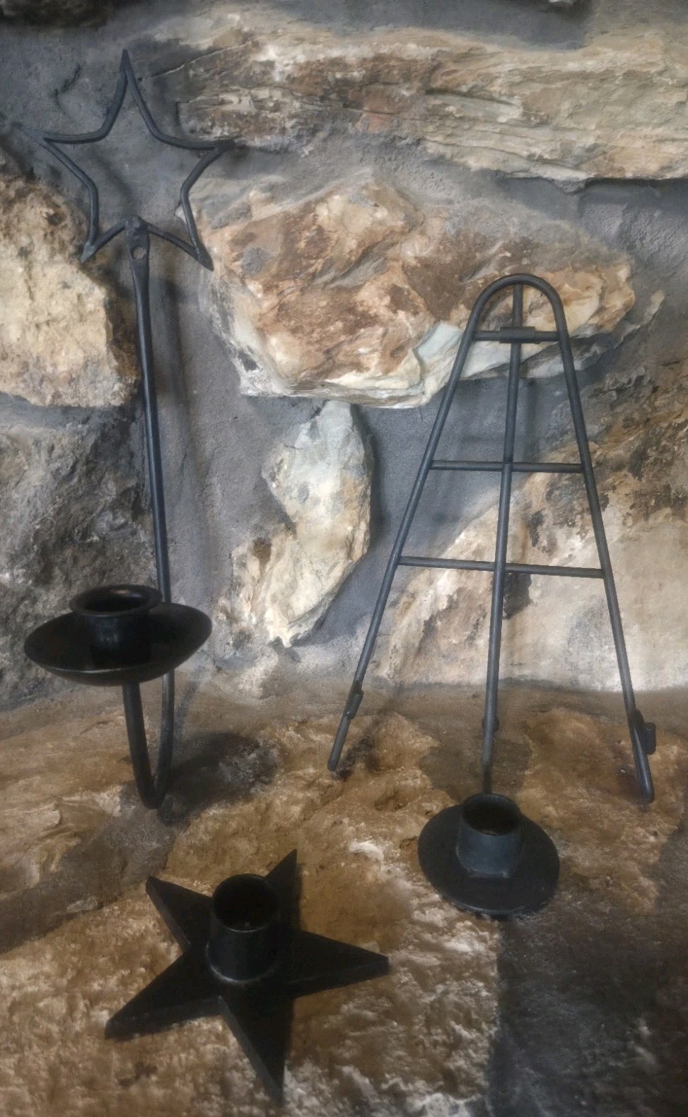 3 Primitive Style Metal Star Decor Taper Wall Hanging Candle Holder Plate Stand