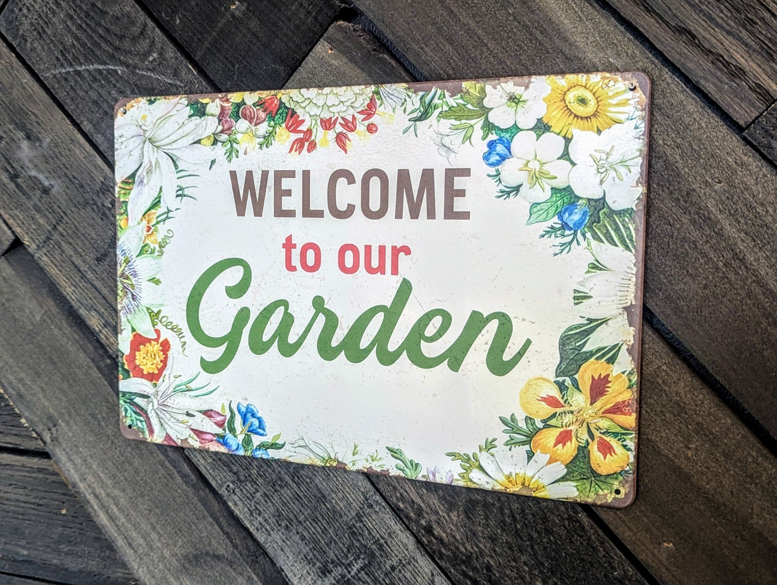 Welcome To Our Garden Sign – Floral Botanical Outdoor Decor – 12 x 8 in