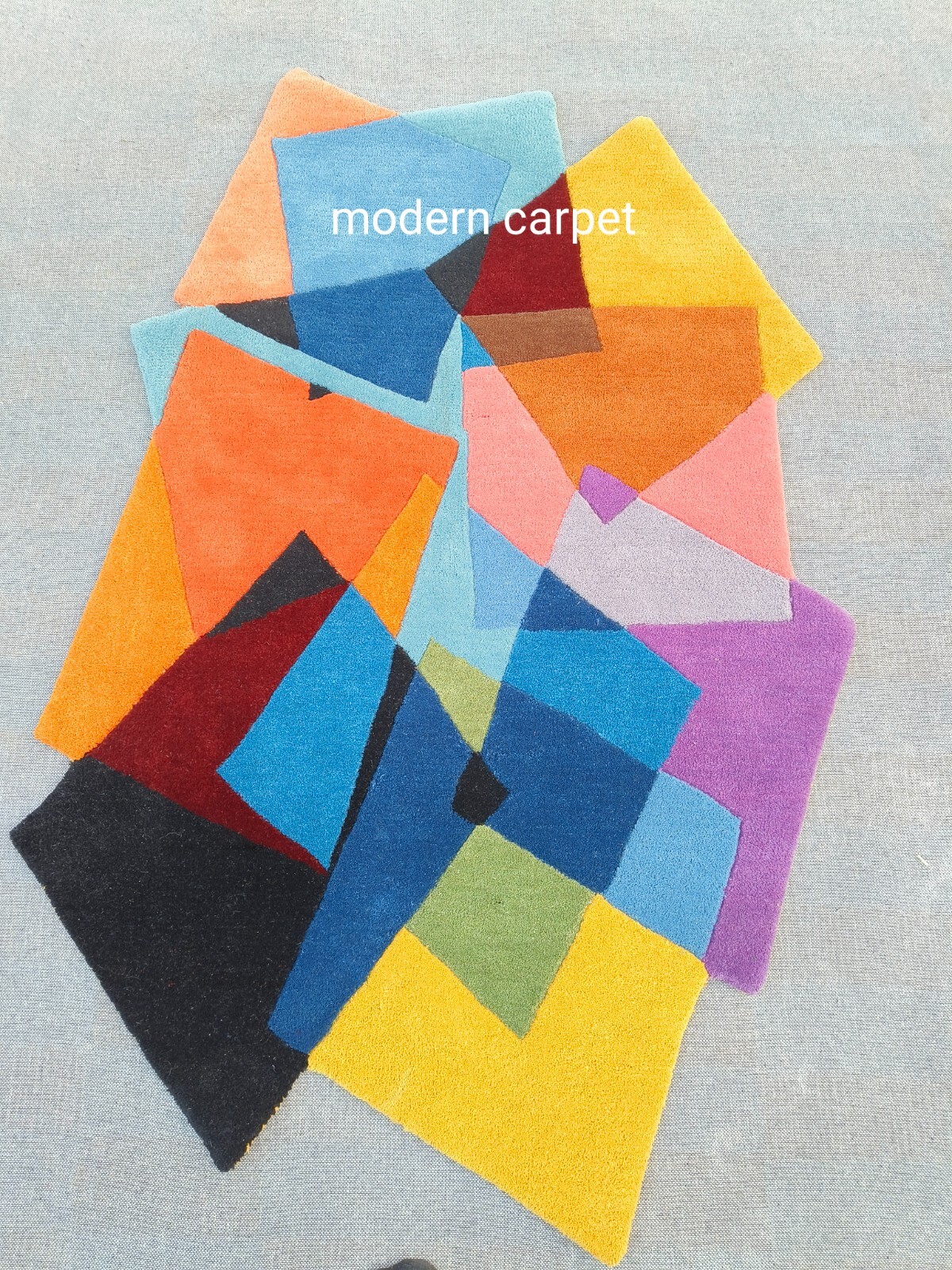 Irregular Shape Rugs Handmade 100% Woolen Hand Tufted For Home Decoration