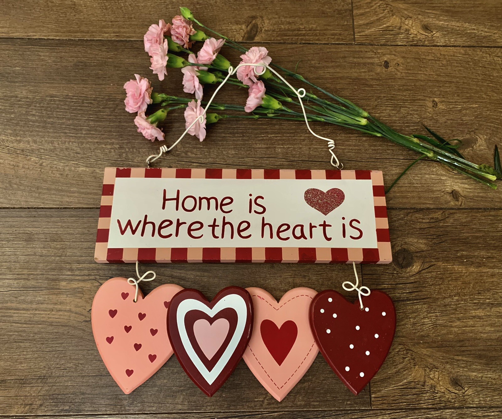 Family Vintage wood Signs Home is” Where the Heart is ” Wall Decor Art Retro 