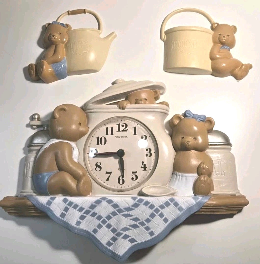 Vintage 1989 Burwood Teddy Bear Wall Clock Decor Set New Haven USA 3 Piece Set