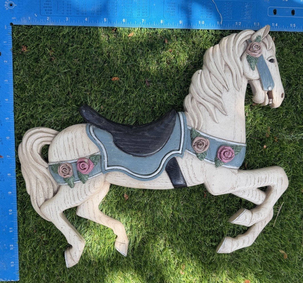 Vintage Tom Banwell Designs Resin Carousel Horse Wall Hanging Floral Decor 15”