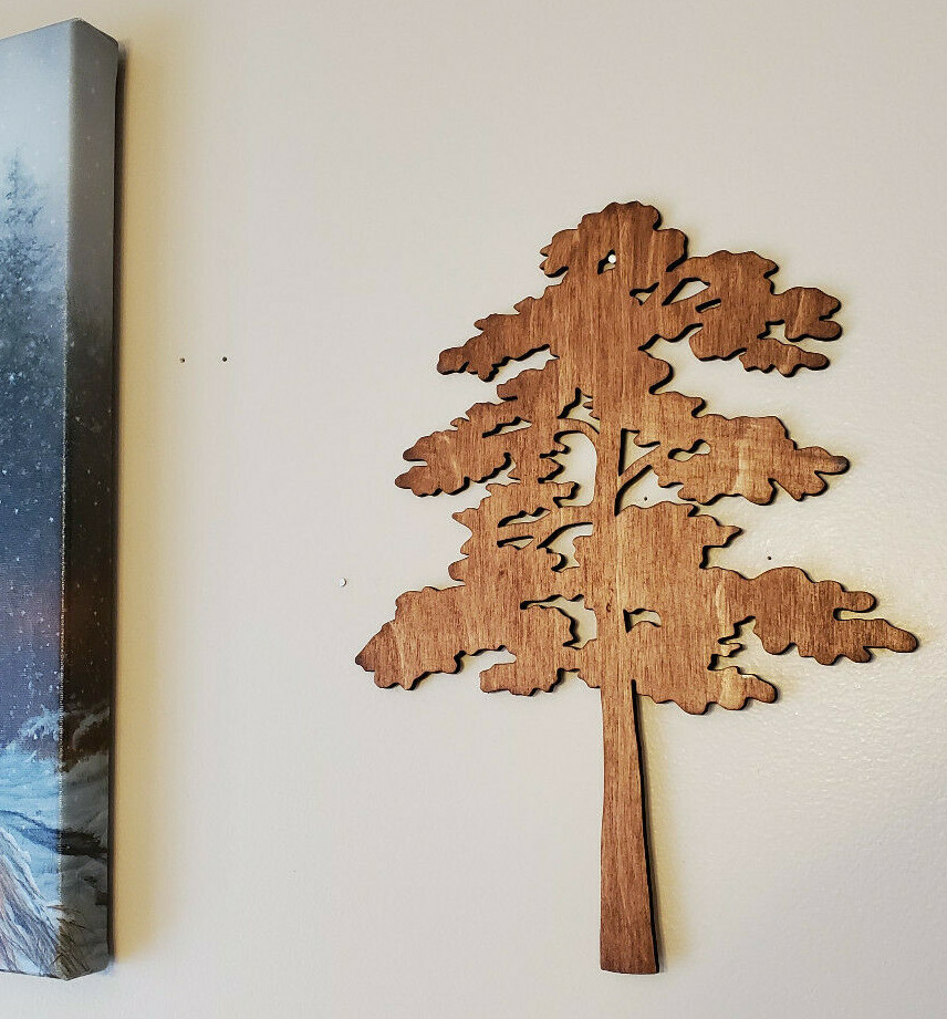 Beautiful Custom made Oak Tree accent for your picture arrangements.