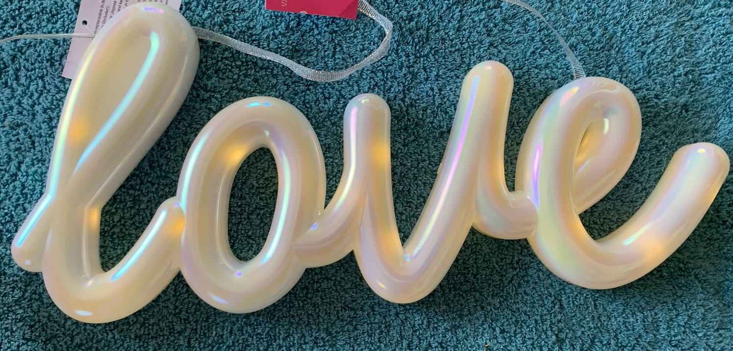 LED Light Up “LOVE” Sign. FREE SHIPPING. Battery Operated 2- AAA (not Included)