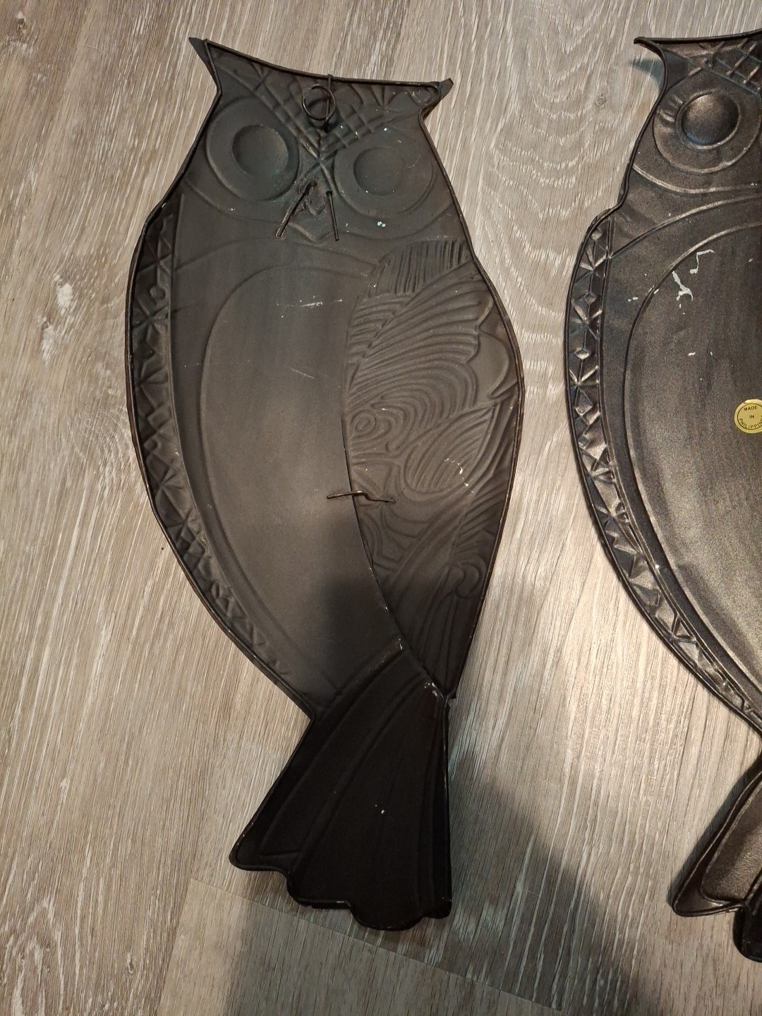 14″ Rustic Capiz Shell Owl Wall Decor Tin Metal Artwork Lightweight Set Of 2
