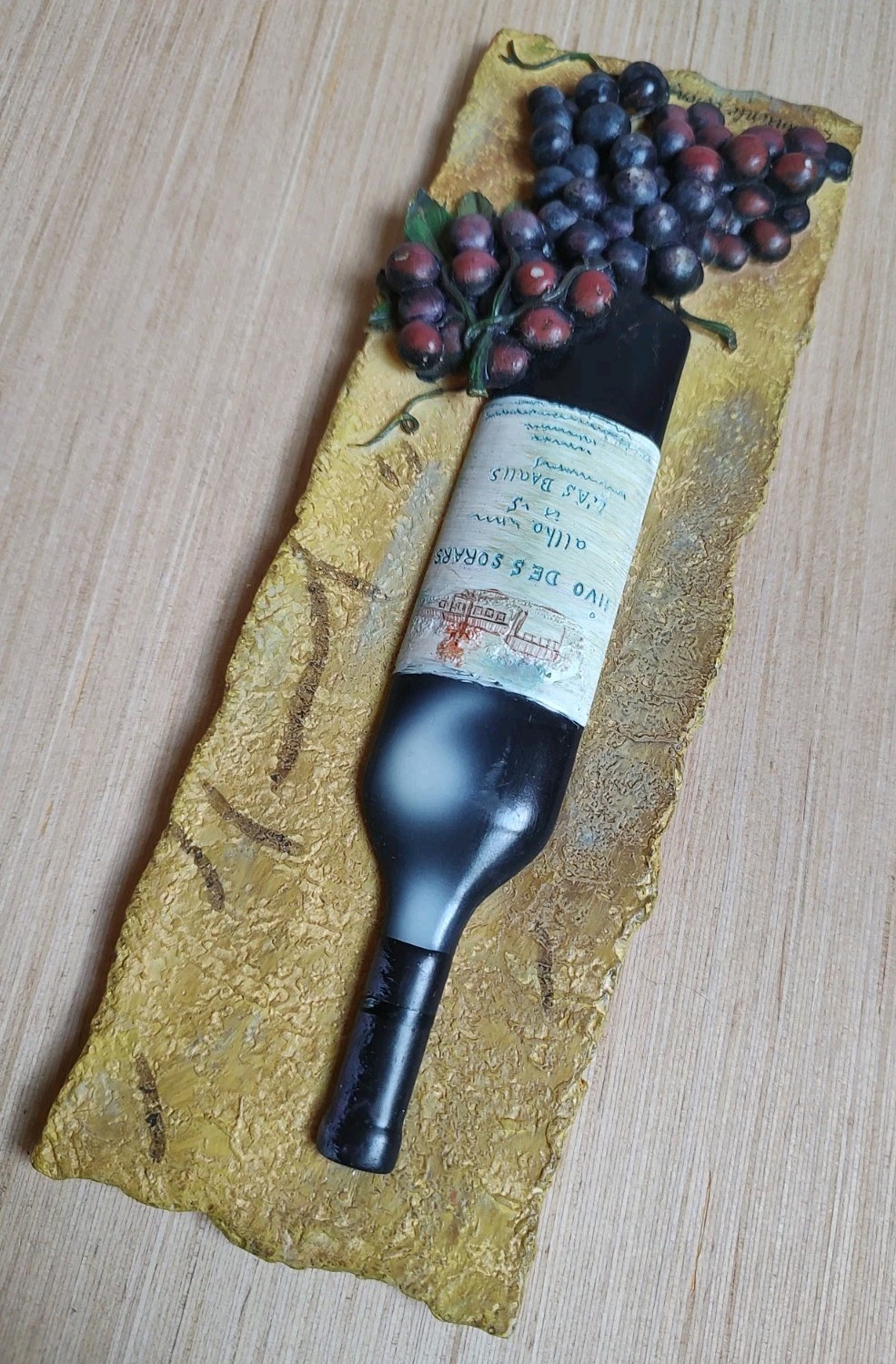 C Winterle Olson Wall Art Plaque 3D Vintage and Vine Decor Dining Bottle Tile