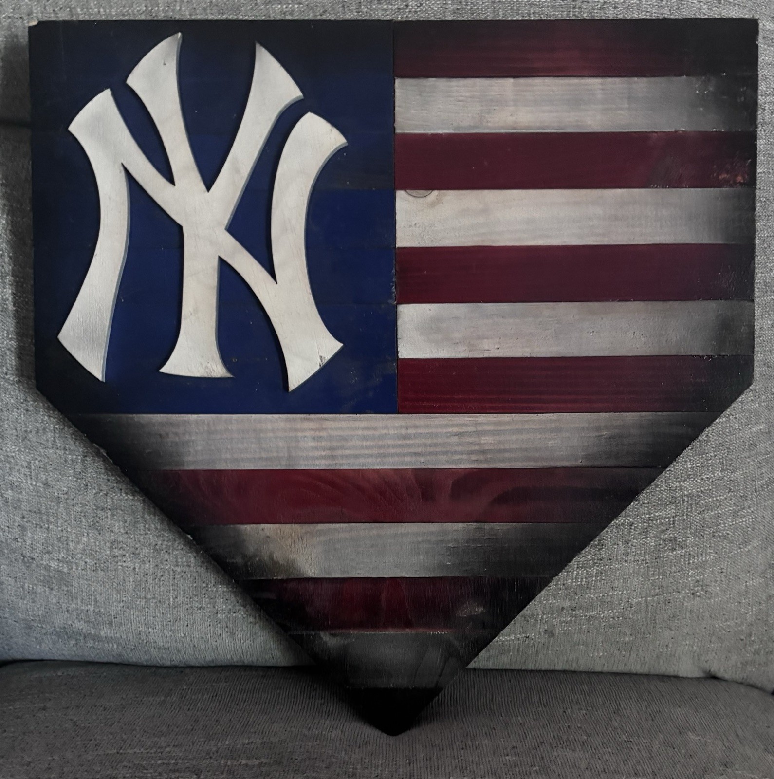 NY Yankees American Flag Home Plate Wood 3D Distressed Wall Plaque – 16.5 x 16.5