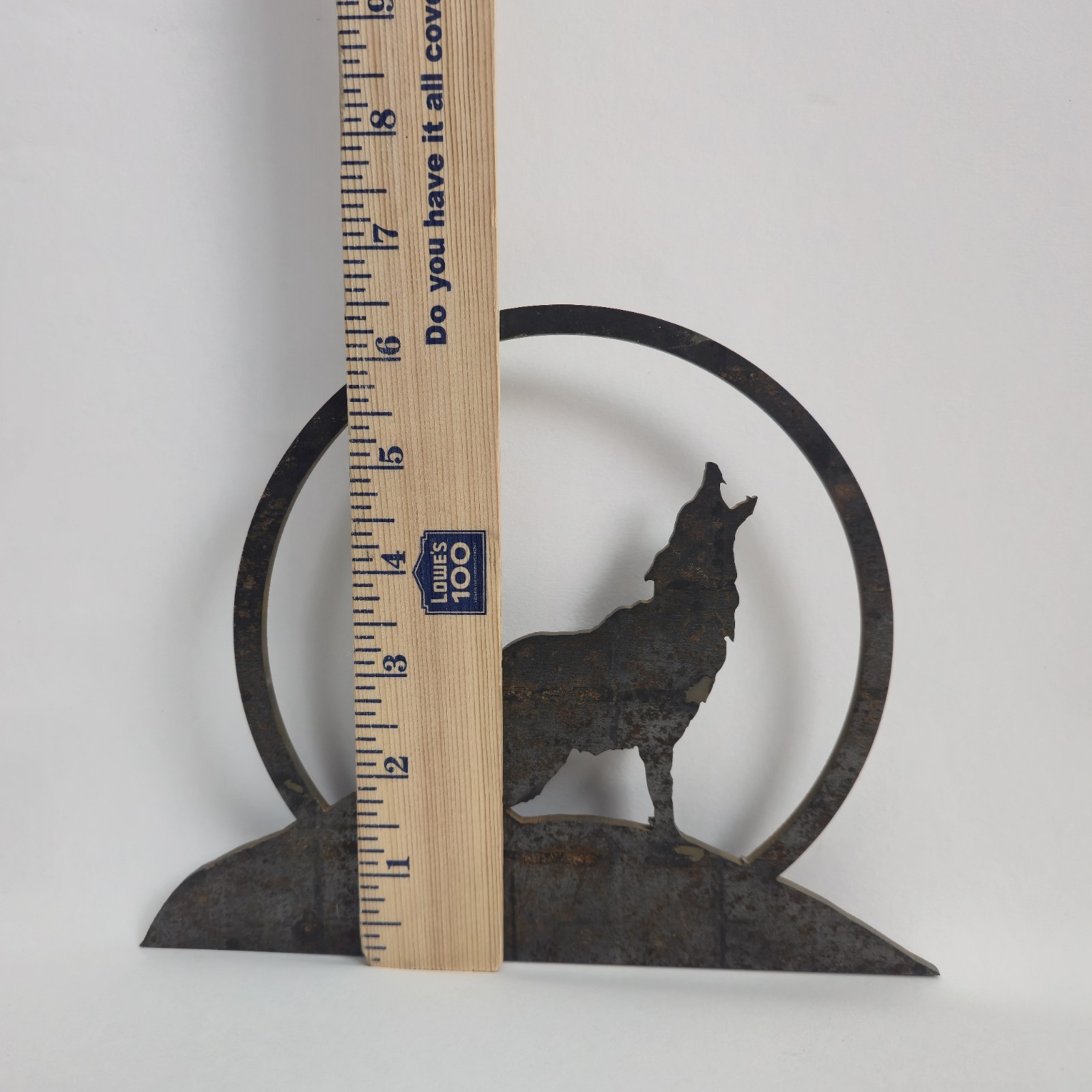 Rustic Metal Howling Wolf Hanging Wall Decor 6″ Height