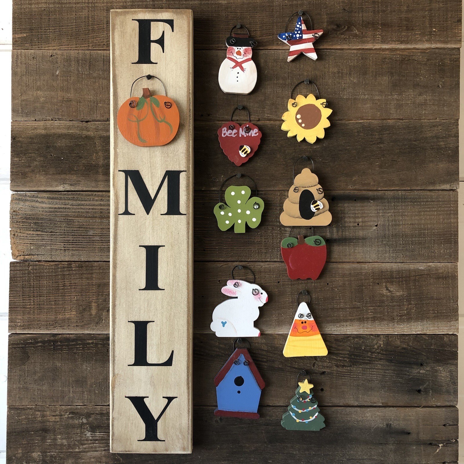 Interchangeable Family Sign
