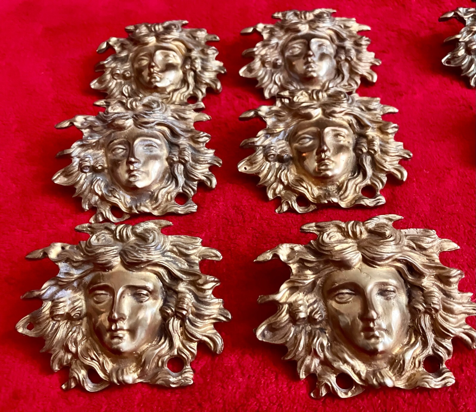 1 (one) Vintage VERSACE MEDUSA HOME DECOR WALL PLAQUE 3D SOLID BRASS GOLD AG