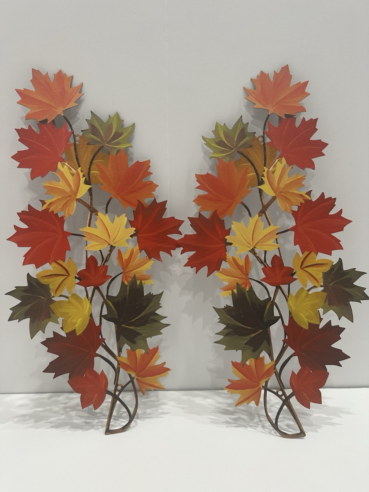 Metal Tree Leaf Wall Decor 2 PCS Rustic Vine Branch Art 15.75 Inch Indoor Outdo