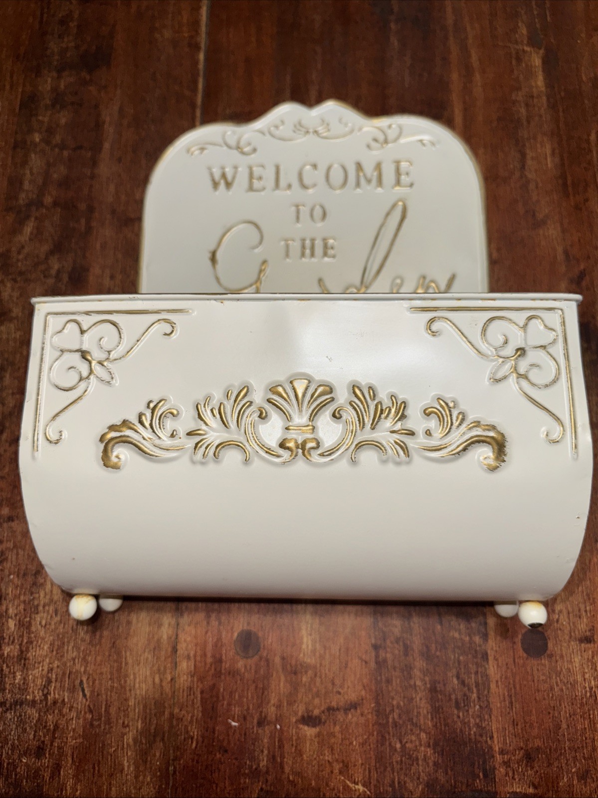 Vintage Garden Wall Flowerpot Farmhouse Style Pot Flower Plantar Metal Embossed