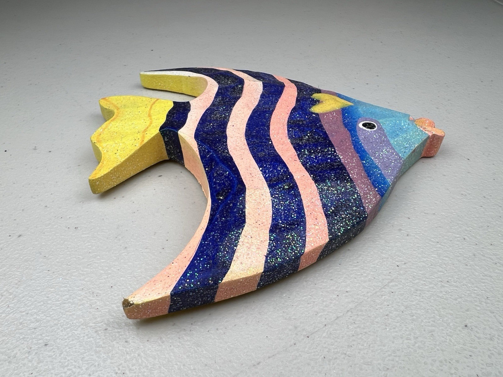 4 Beachcombers Glitter Fish Wall Plaques Nautical Wood Look Resin Coastal Decor