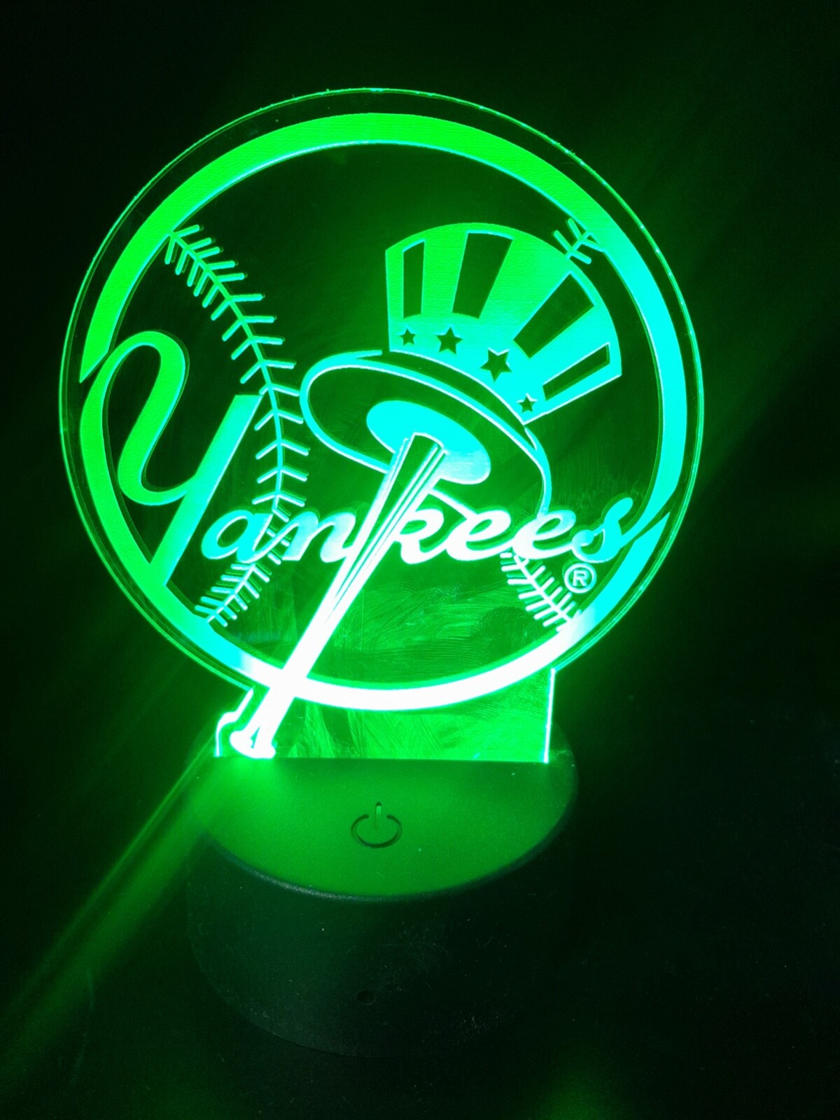 Edge Lit Tabletop Sign, Multi-Colored LED, New York Yankees Top Hat Night Light