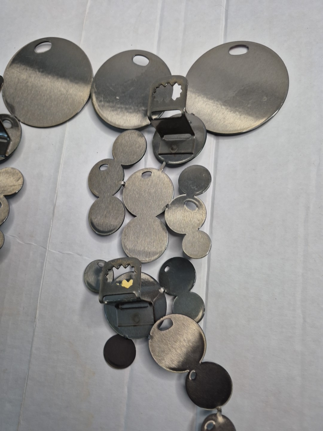 Retro Metal Wall Grapes/ Circles Cluster Bubbles Wall Decor Rainbow Colors Style