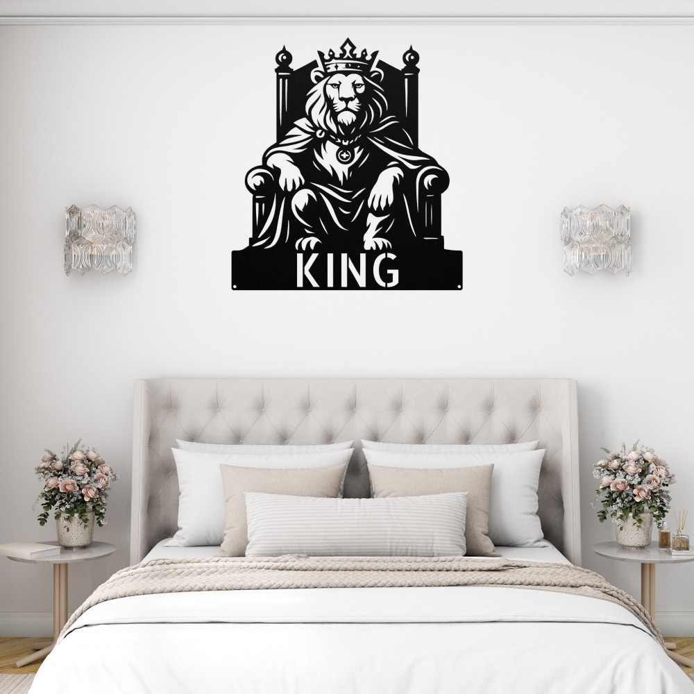 Personalized Lion With Crown Metal Sign Custom Name Wall Decor