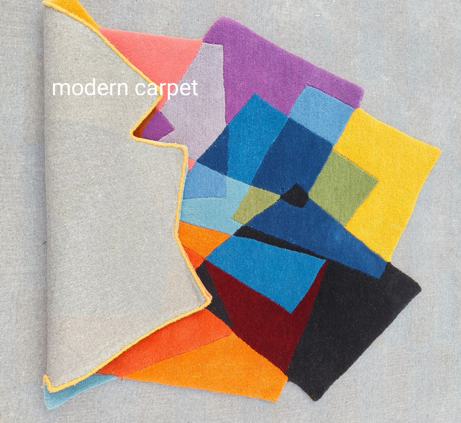 Irregular Shape Rugs Handmade 100% Woolen Hand Tufted For Home Decoration