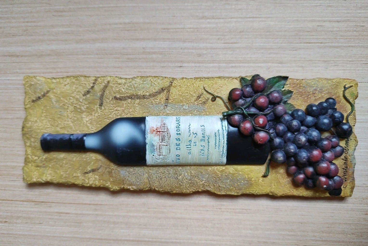 C Winterle Olson Wall Art Plaque 3D Vintage and Vine Decor Dining Bottle Tile