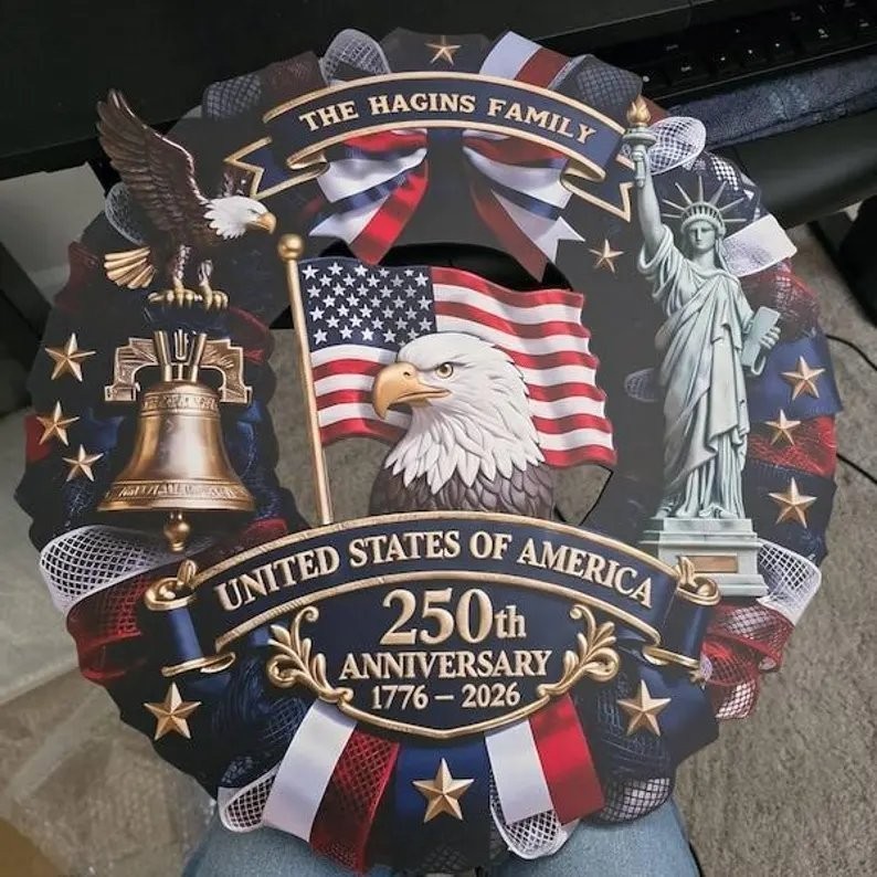 Personalized America 250th Anniversary Wood Wreath, Patriotic Door Decor