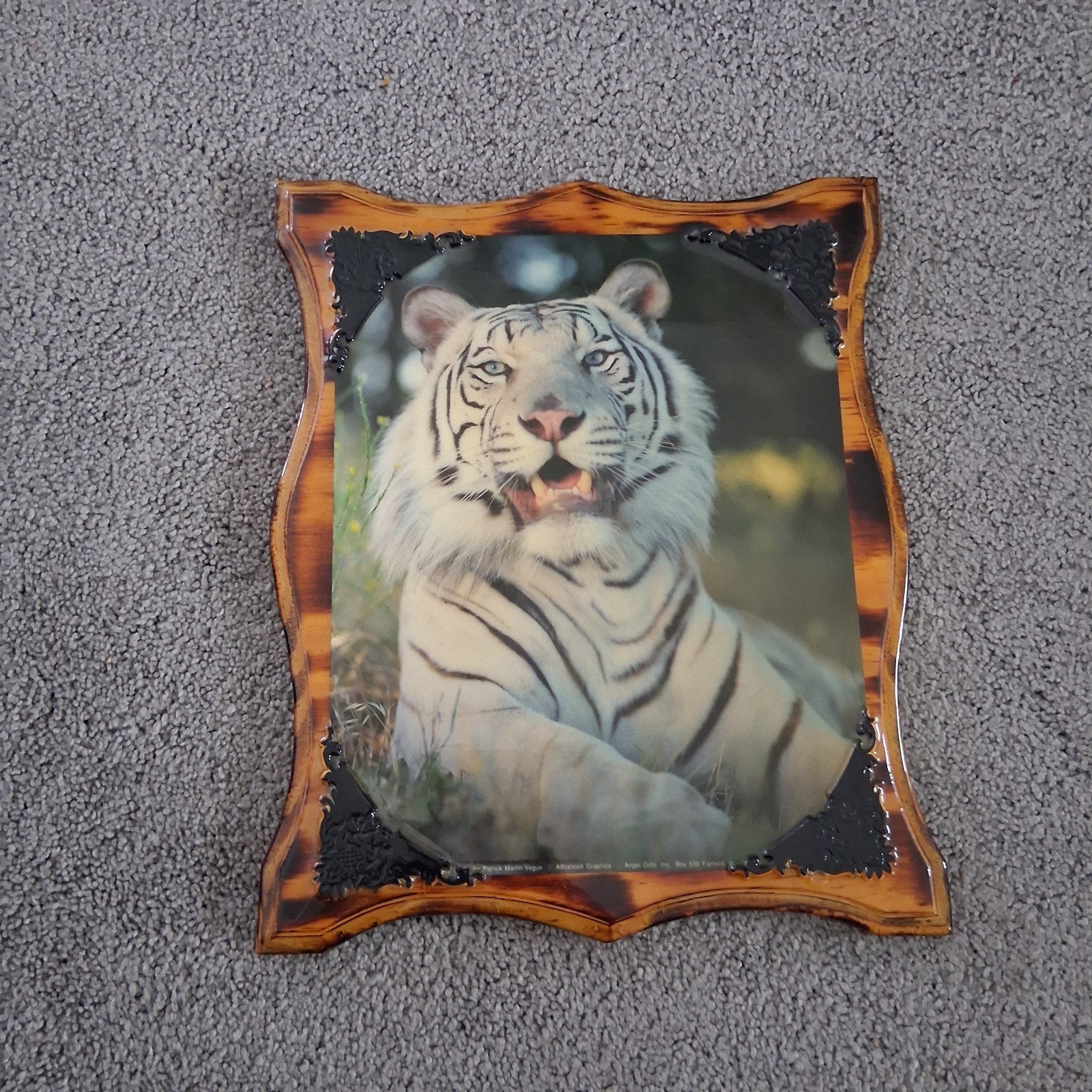 Vintage 90s White Tiger Glossy Engraved 2 Tone Wood Plaque Wall Decor 10×12″ EUC
