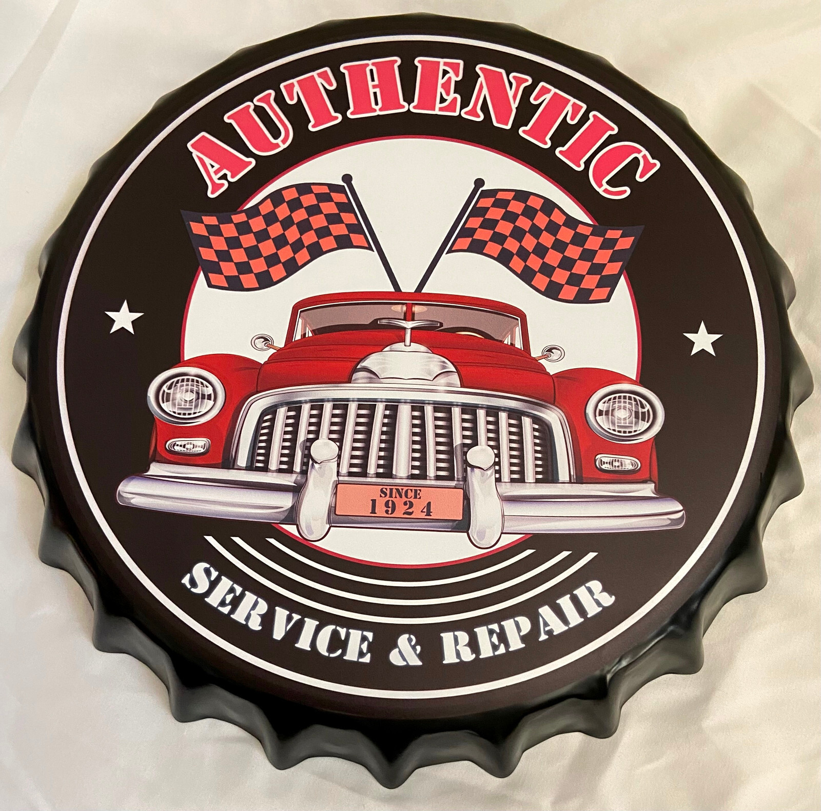 METAL BOTTLE CAP ART:AUTHENTIC CAR REPAIR, 14″ CIRCULAR RESIN PAINT-1 lb. W/HOOK