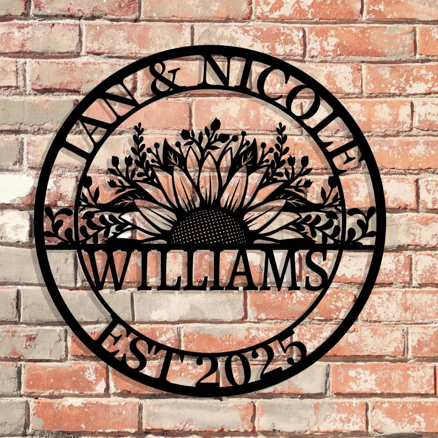 Personalized Sunflower Family Name Sign, Custom Metal Wall Decor Gift