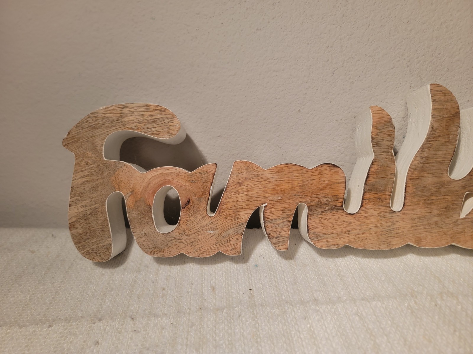 Casa Decor Family Cursive Wood Brown & White Decor Sign 15”x4”x1” New With Tag