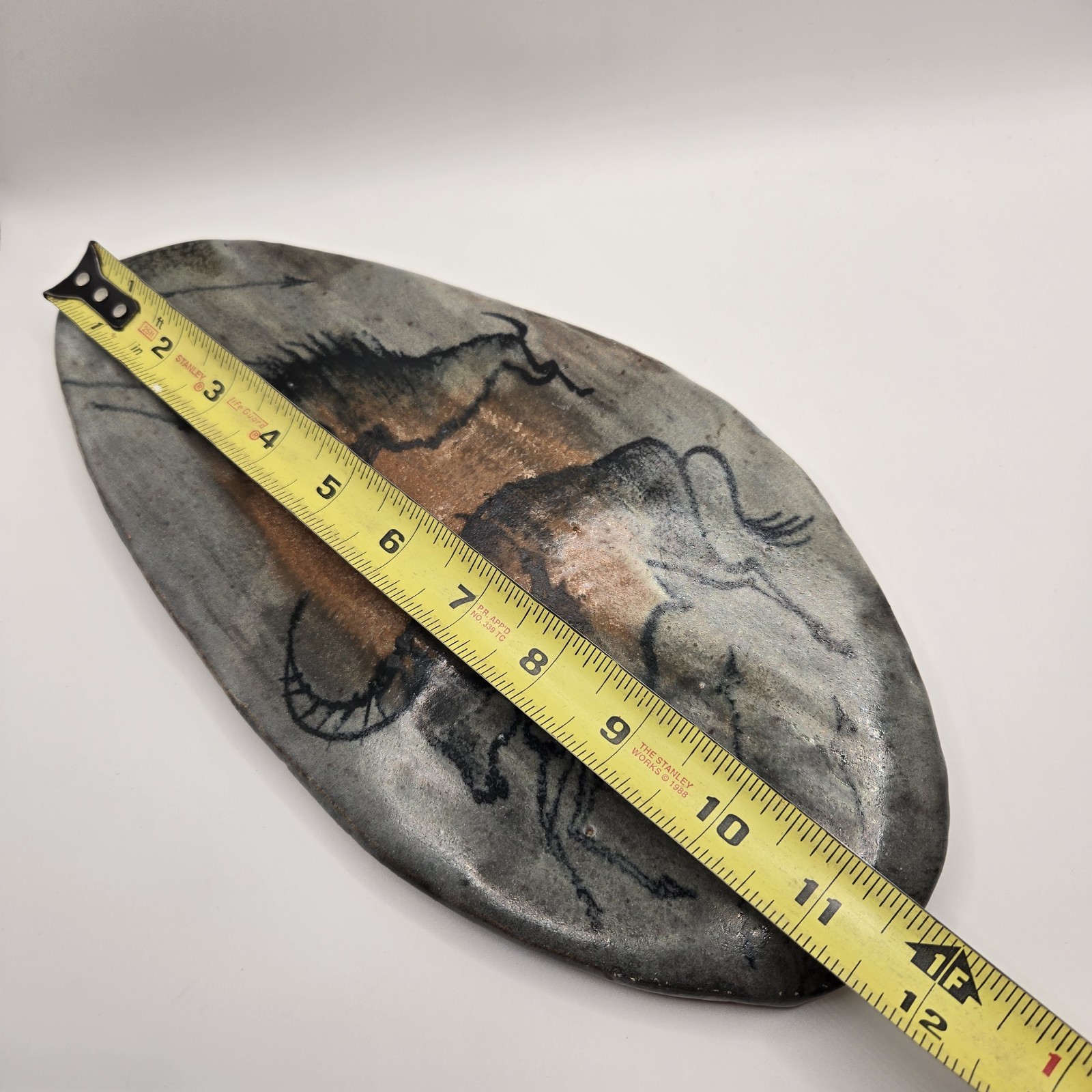 Oval Ceramic Bull Art Wall Hanging Plaque Gray Brown Black 11 x 6 in