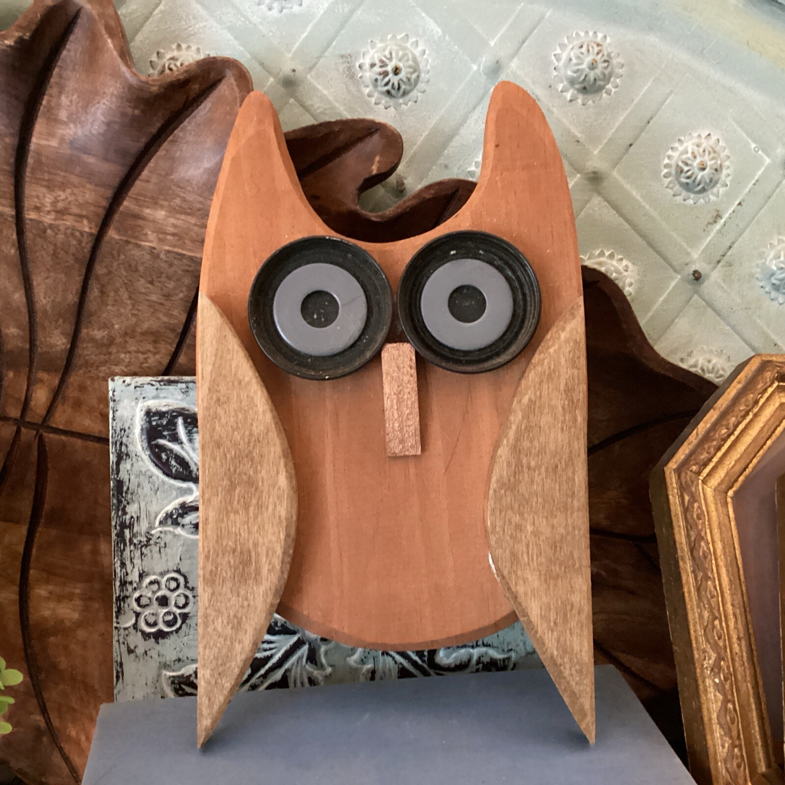 VTG Rustic Hand Painted Wood Owl Hanging Folk Art Recycled 9 1/2” By 5 1/2”