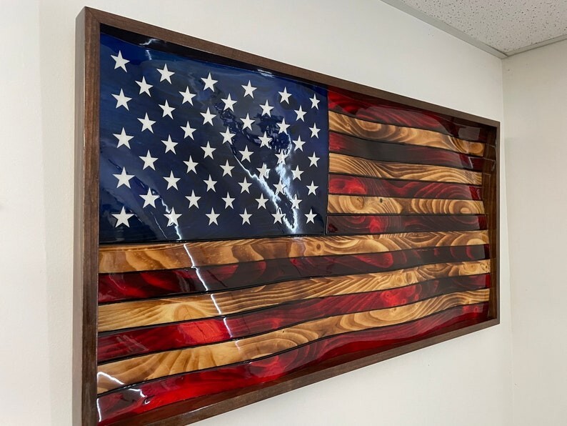 Stylish Wavy Designed Antique Wooden Engraved American Rustic Flag Hand Painted