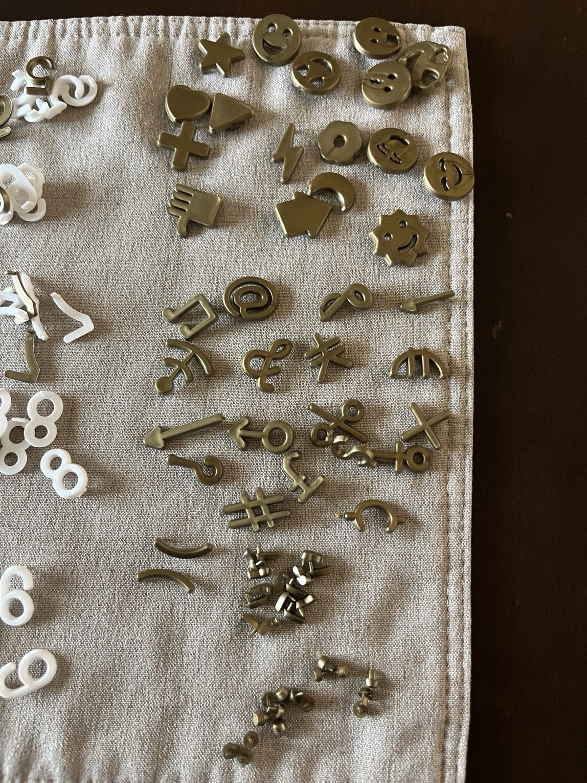 Vintage 3/4” Plastic Letterboard Characters 367 Piece Mixed Lot (White & Gold)