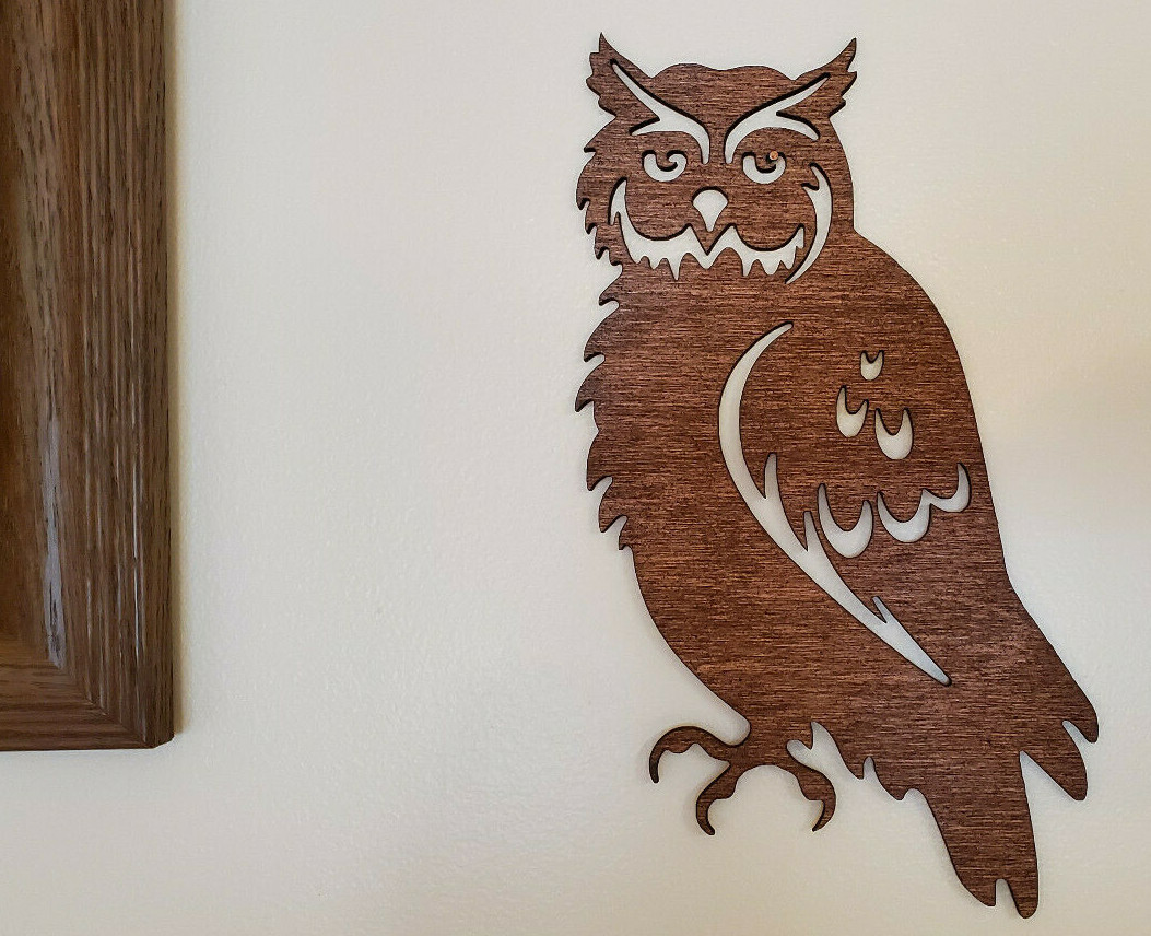 Beautiful Custom made Owl accent for your picture arrangements.
