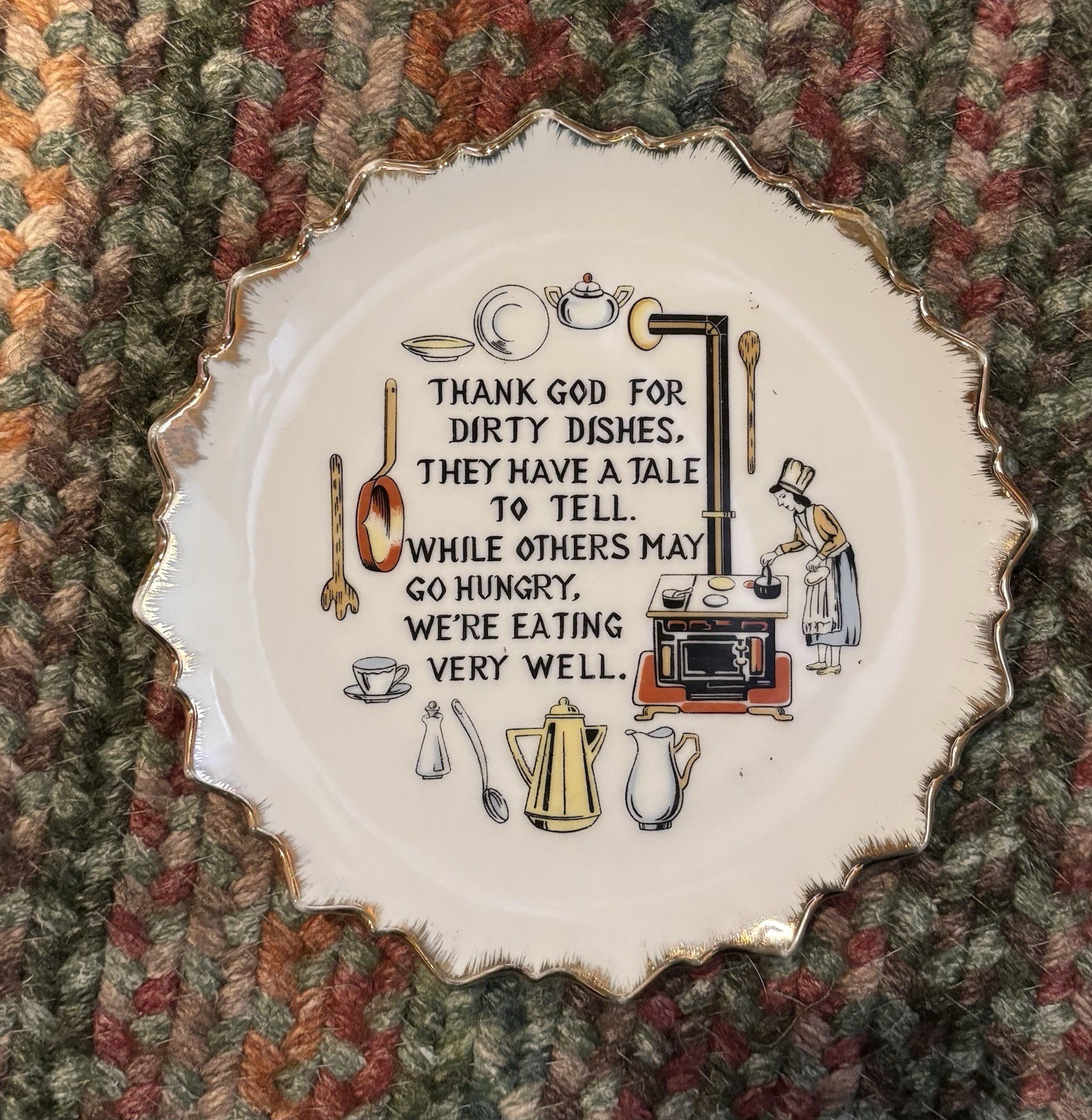 Vintage 1950s Kaufmann’s Japan Thank God For Dirty Dishes Kitchen Motto Plate 7″