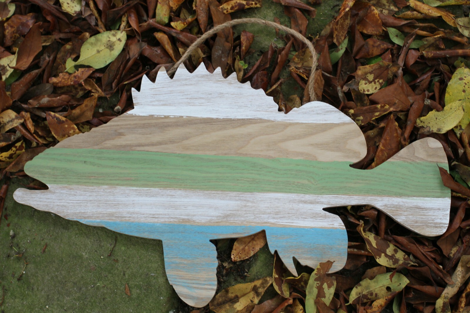 1-LARGE WALL HANGING WOOD FISH, beach decor, fishing,lake cabin accent T-21