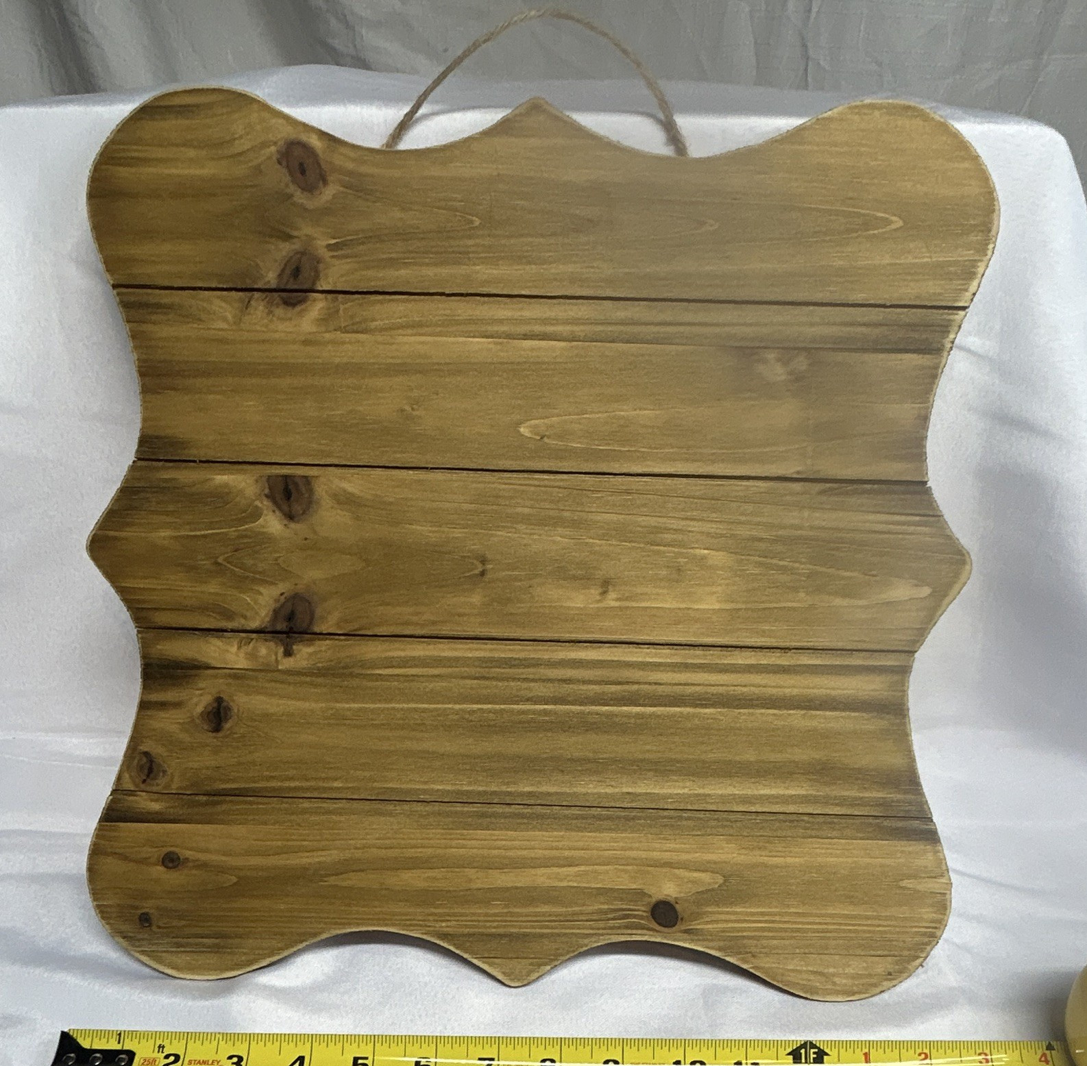 ArtMinds Rustic Brown Stained Wood Slat Hanging Wall Plaque Scalloped 15.3×15.1″