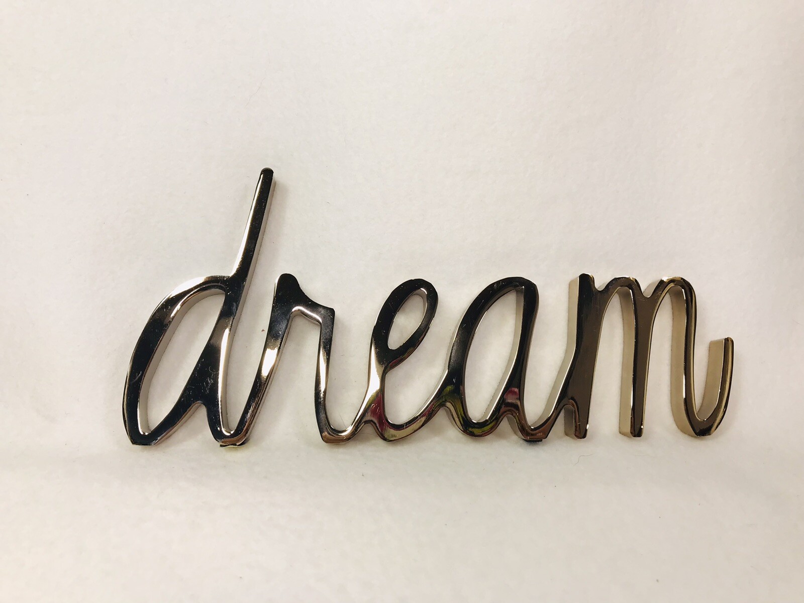 “Dream” Cursive Metal Shelf Sitter 8.5″ Pale Gold Sign Decor Plaque Contemporary