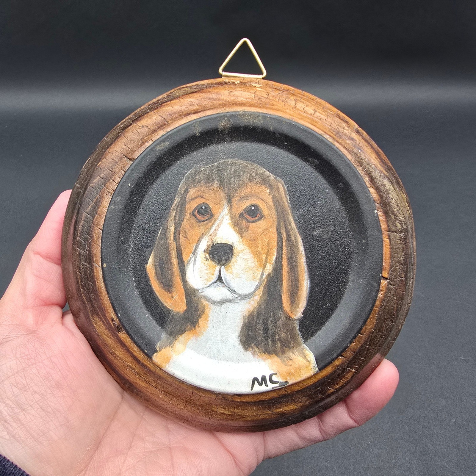 Vintage Hand Painted Beagle Dog Portrait Round Wood Plaque Wall Art Signed MC