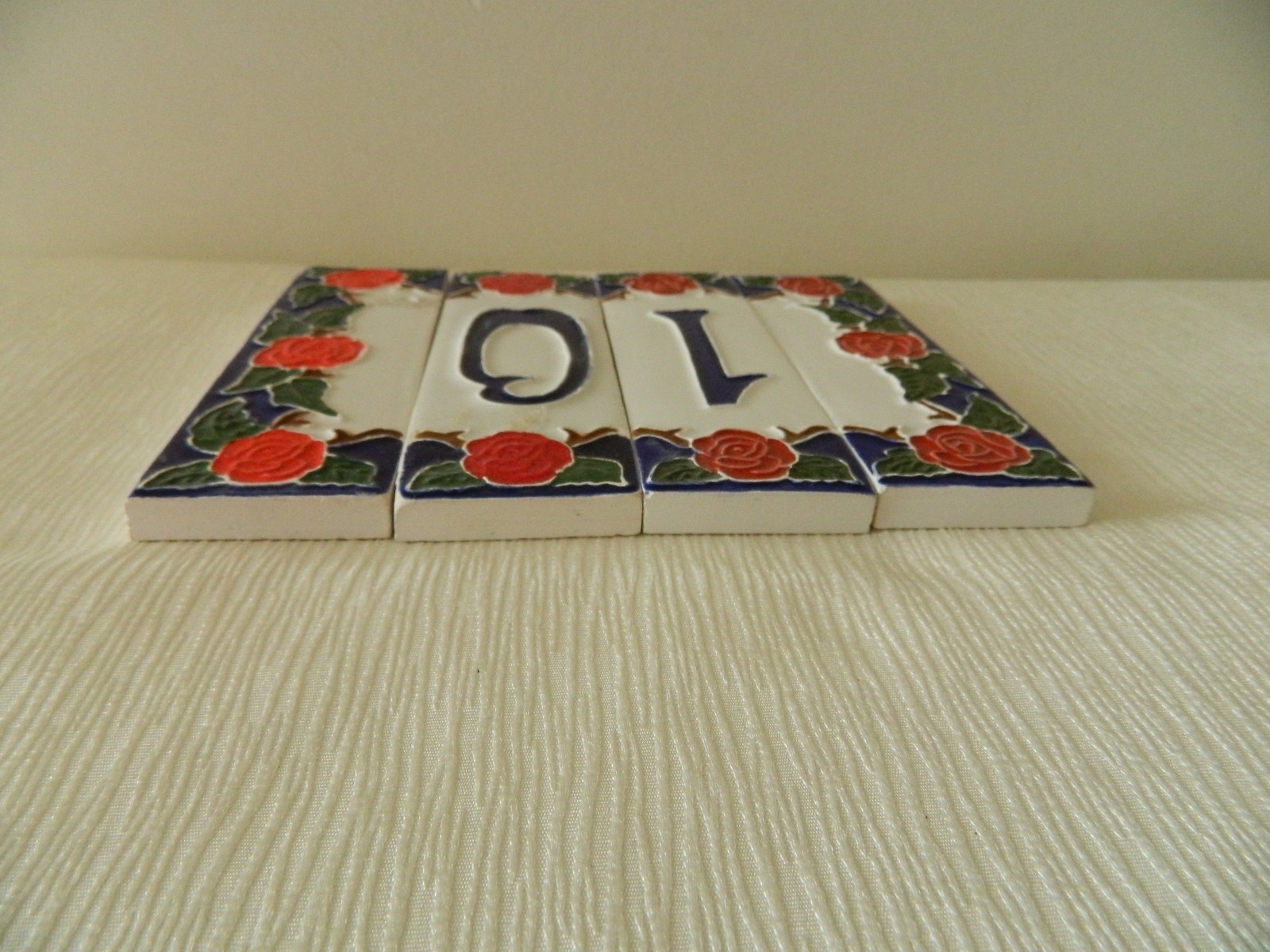 Ceramic HOUSE UNIT NUMBER TILES No 10 Red Roses Enamel Pattern Blue & Green 4pcs