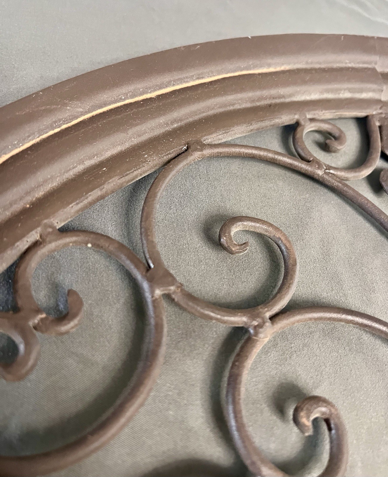 Metal Circular Outdoor/Indoor Ornate Wall Decor 25.5”