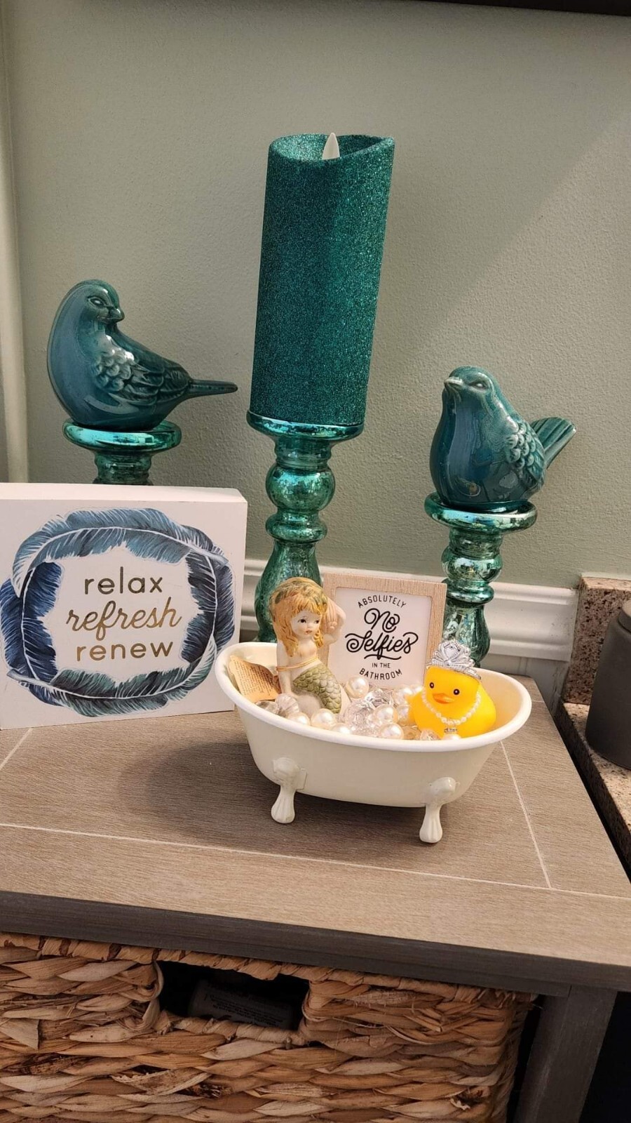 New “Absolutely No Selfies in the Bathroom” Mini Wood Hanging Sign Decor Bath 3″