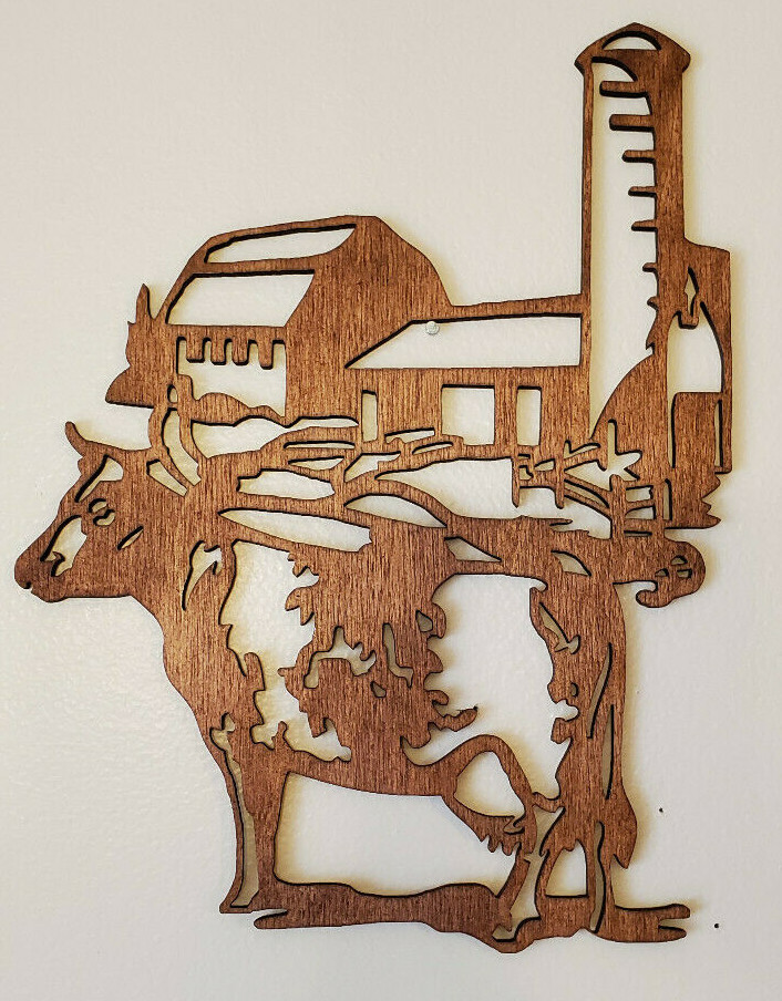 Beautiful Custom made Cow With Barn accent for your picture arrangements.